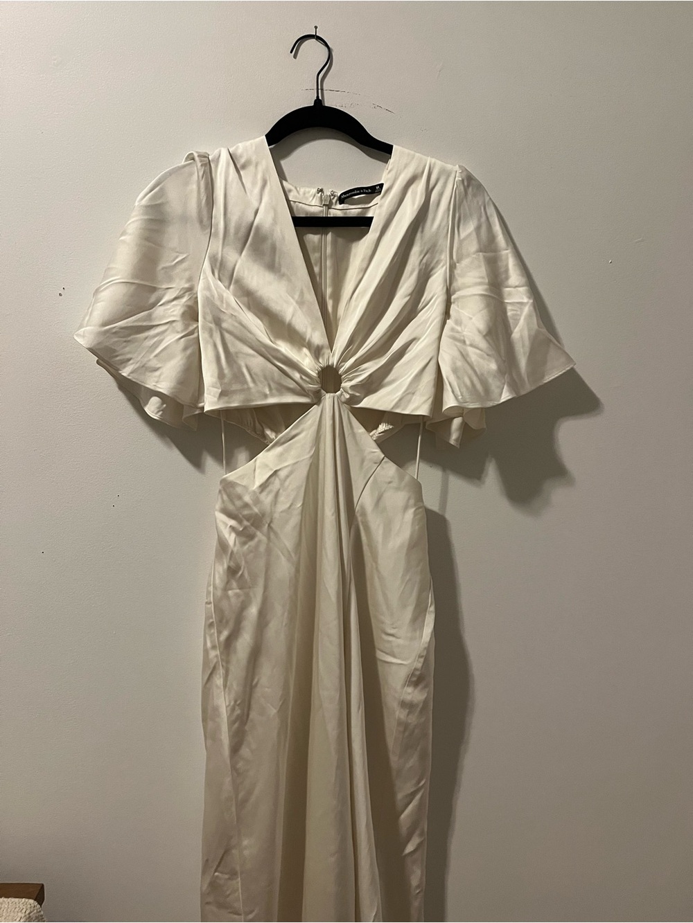 Elegant White Cutout Midi Dress with Ring Detail